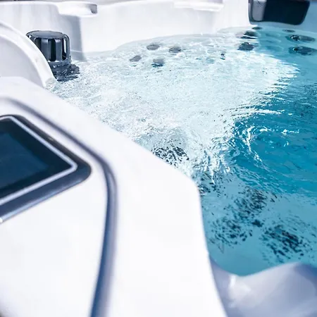 La Seigneurie -piscine & ソミュール