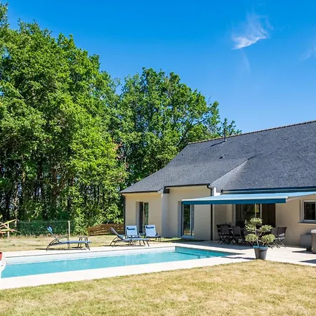 La Seigneurie -piscine & Dom wakacyjny