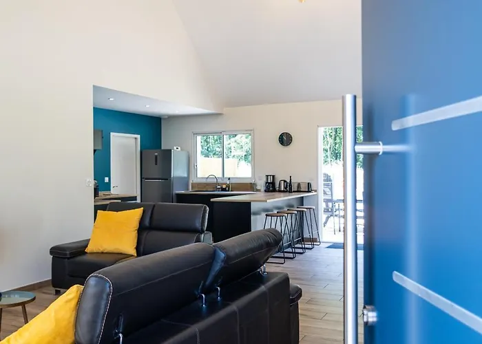 La Seigneurie -piscine&spa *