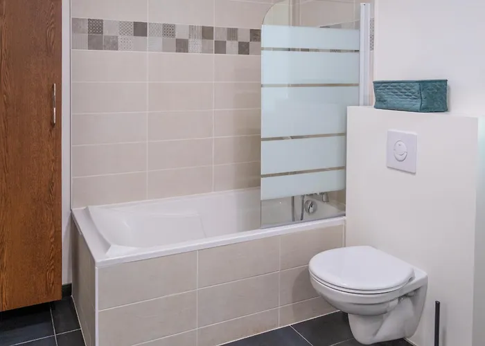 La Seigneurie -piscine&spa